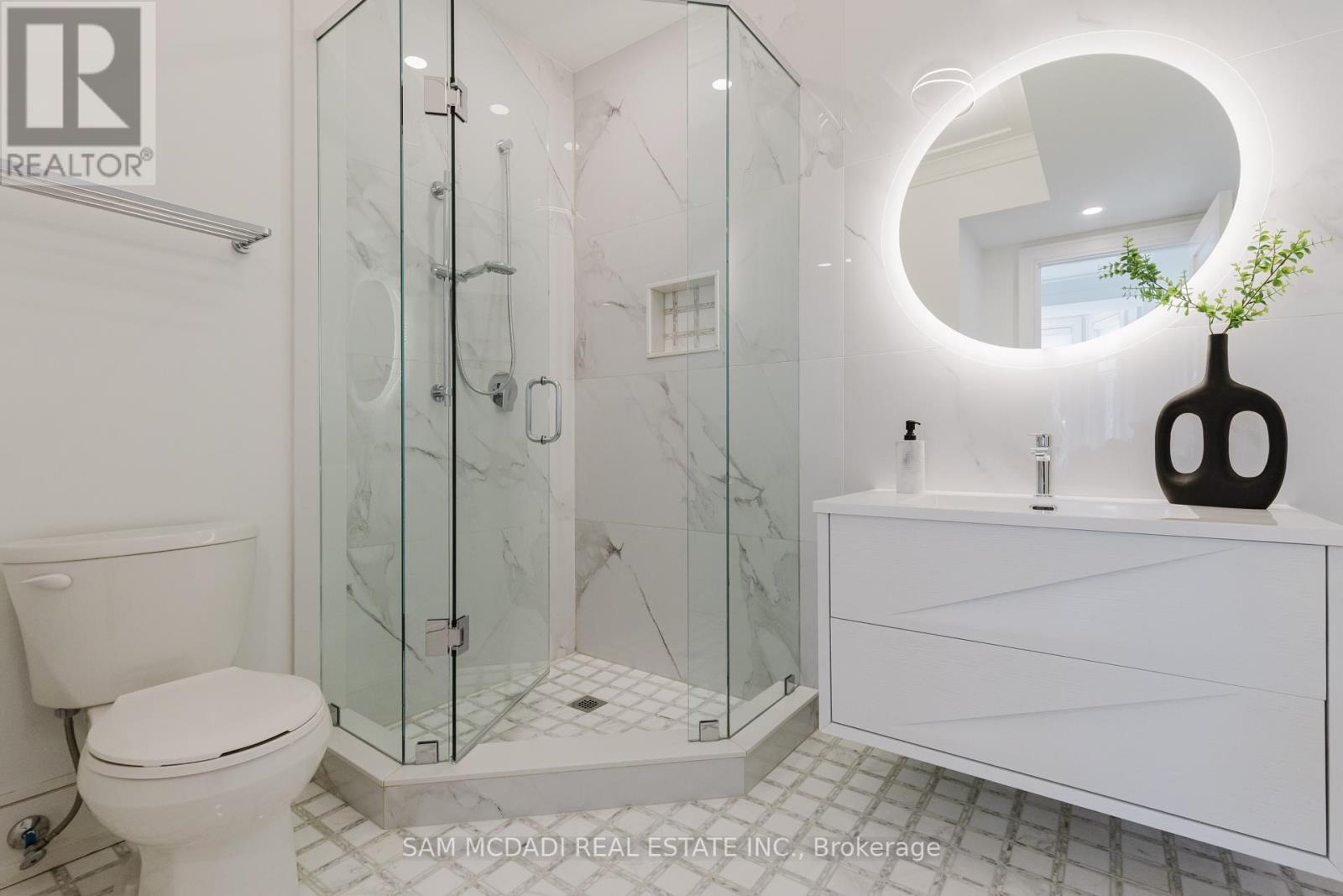 129 Beaconsfield Avenue, Toronto, Ontario  M6J 3J5 - Photo 20 - C12059549