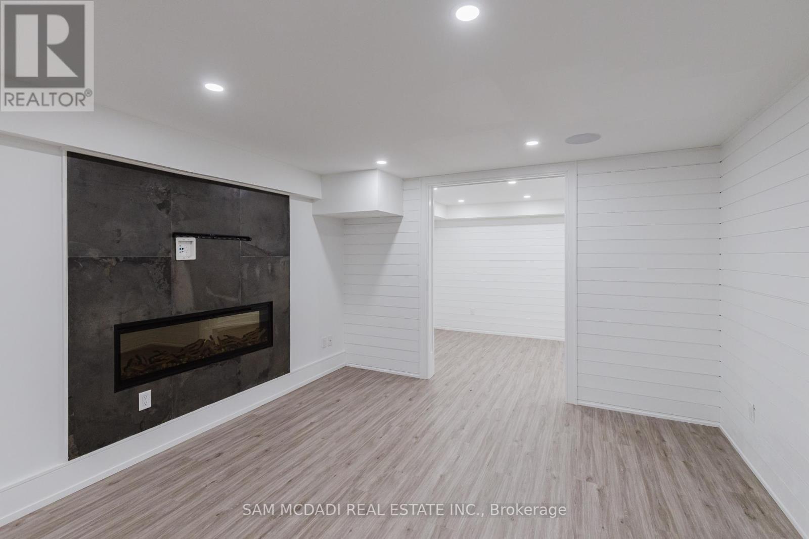 129 Beaconsfield Avenue, Toronto, Ontario  M6J 3J5 - Photo 42 - C12059549