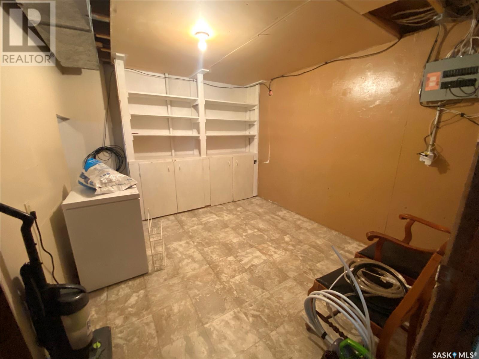 362 Powell Crescent, Swift Current, Saskatchewan  S9H 4L7 - Photo 15 - SK008425