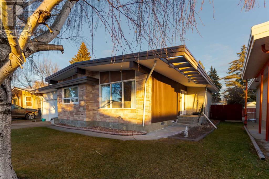 1407 28 Street S, Lethbridge, Alberta