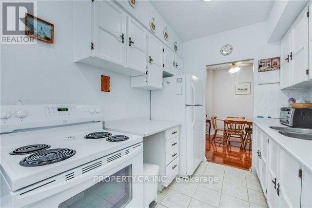 107 - 10 Muirhead Road, Toronto, Ontario  M2J 4P9 - Photo 11 - C12200264