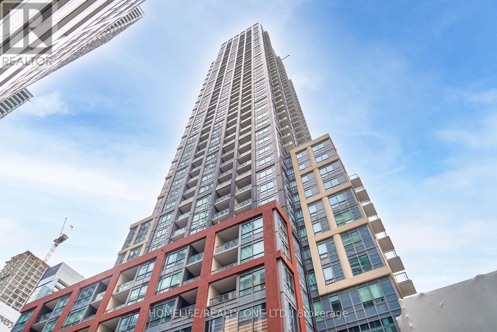 4803 - 108 Peter Street, Toronto (Waterfront Communities), Ontario  M5V 2G7 - Photo 3 - C12200270