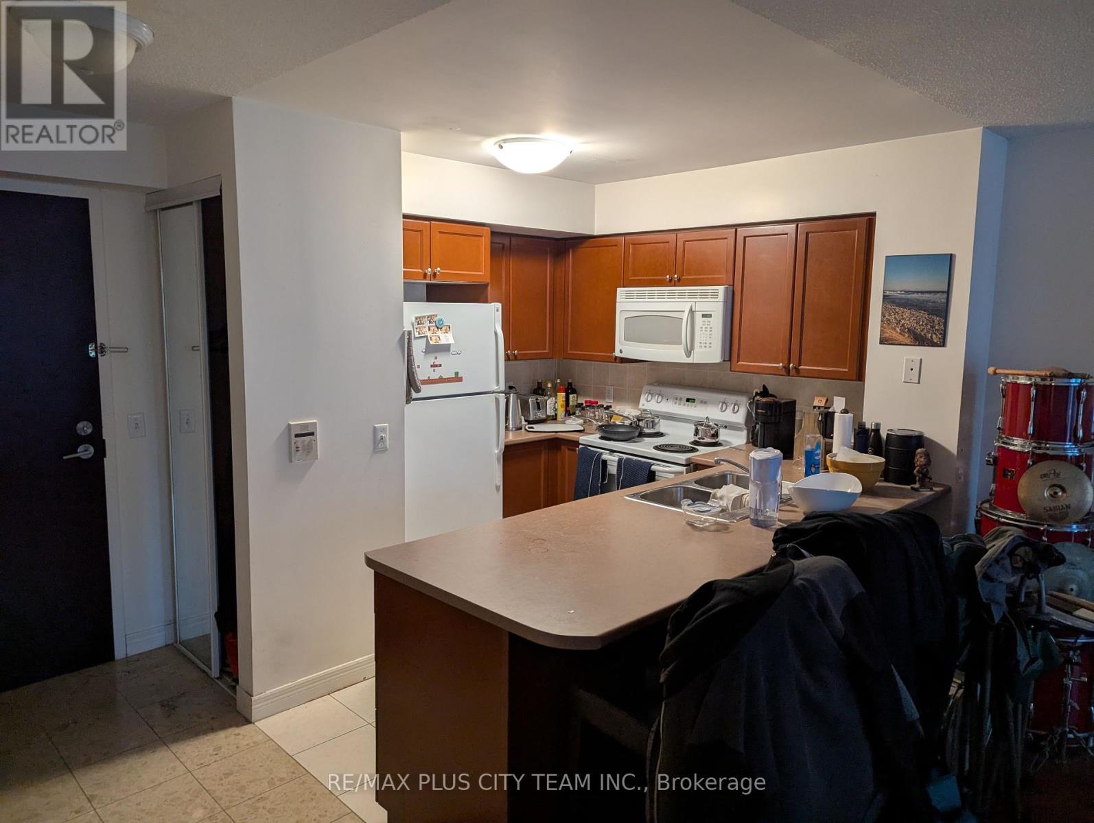 522 - 51 Lower Simcoe Street, Toronto, Ontario  M5J 3A2 - Photo 4 - C12200351