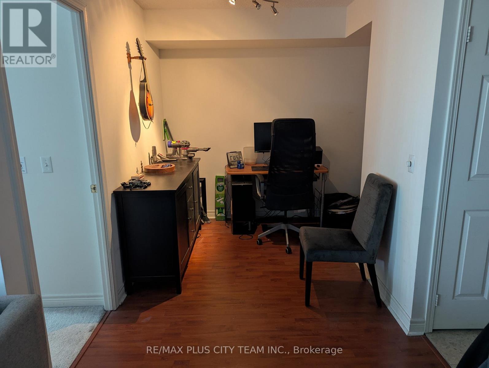 522 - 51 Lower Simcoe Street, Toronto, Ontario  M5J 3A2 - Photo 5 - C12200351