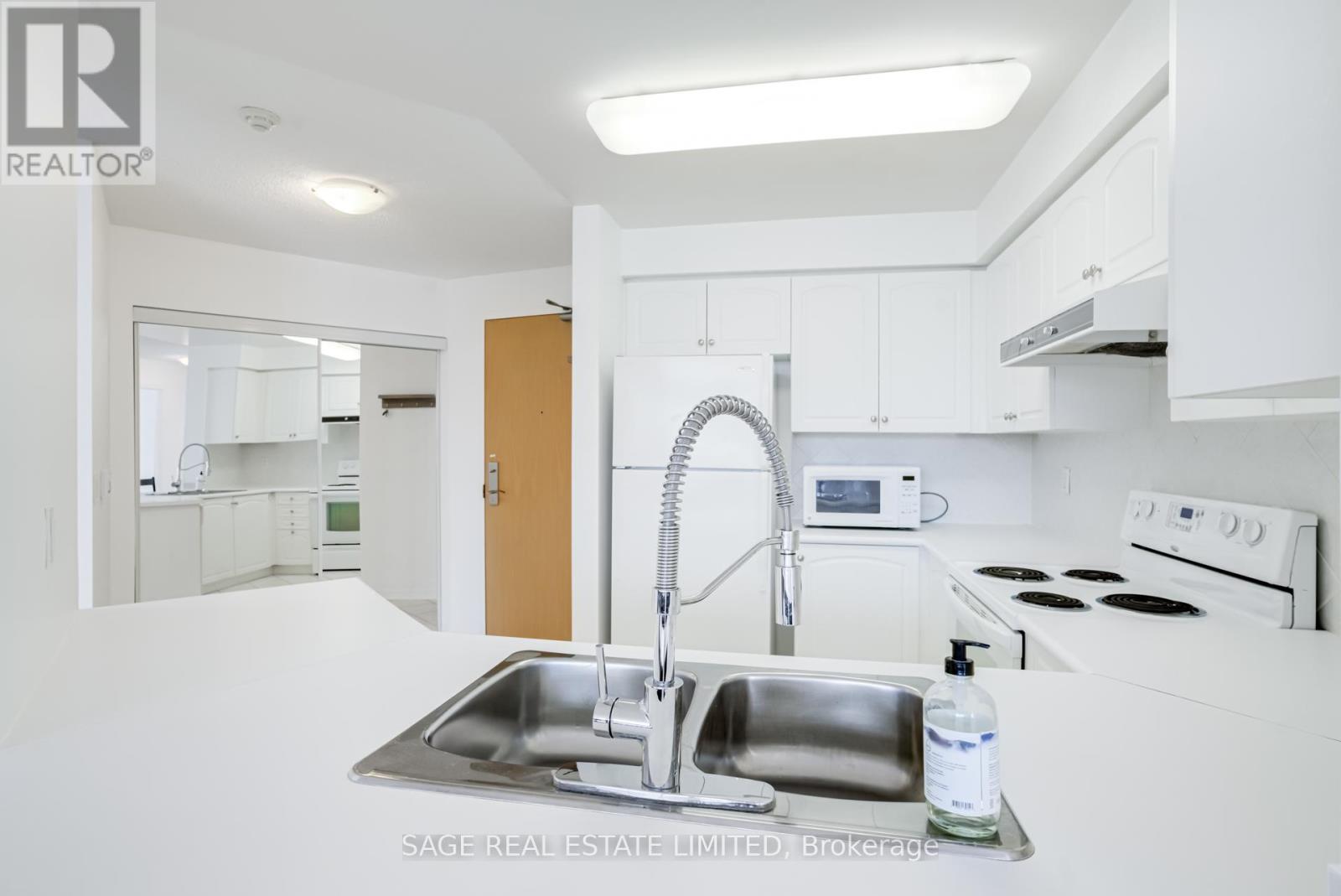 305 - 509 Beecroft Road, Toronto, Ontario  M2N 0A3 - Photo 8 - C12200352