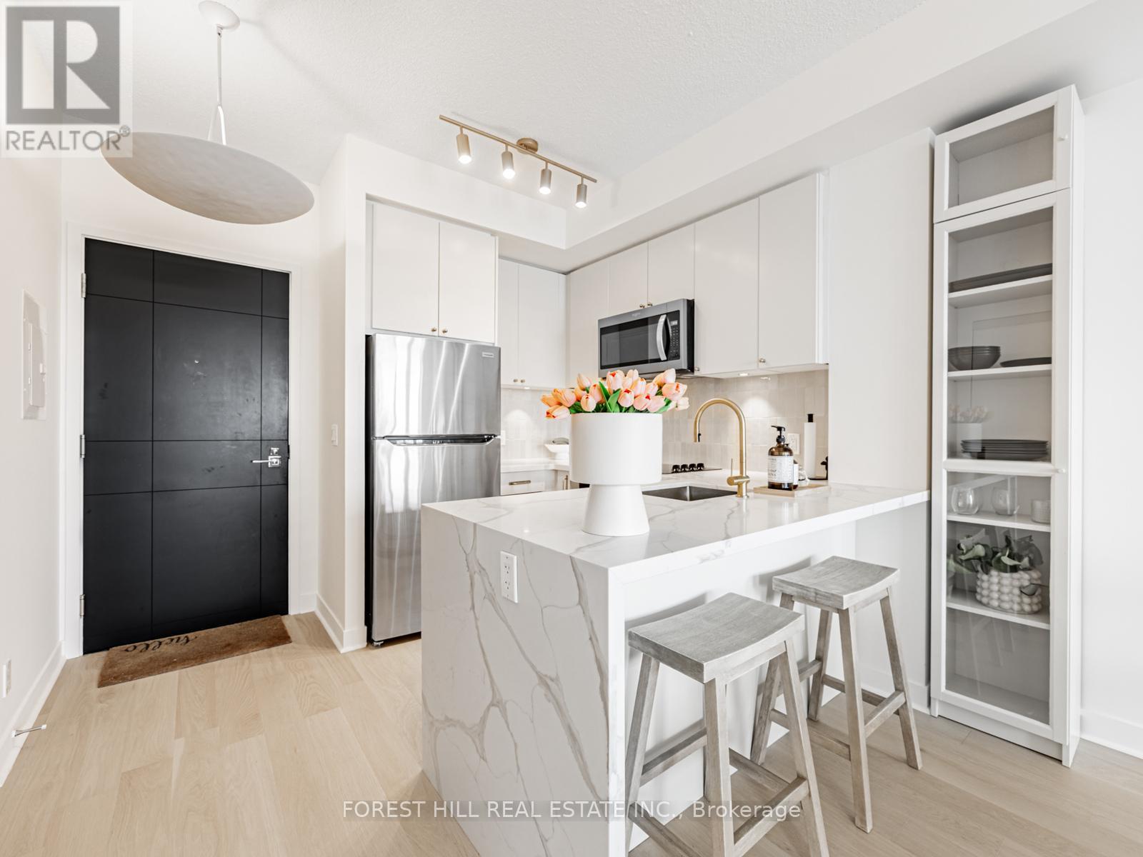 2413 - 98 Lillian Street, Toronto (Mount Pleasant West), Ontario  M4S 0A5 - Photo 6 - C12200378