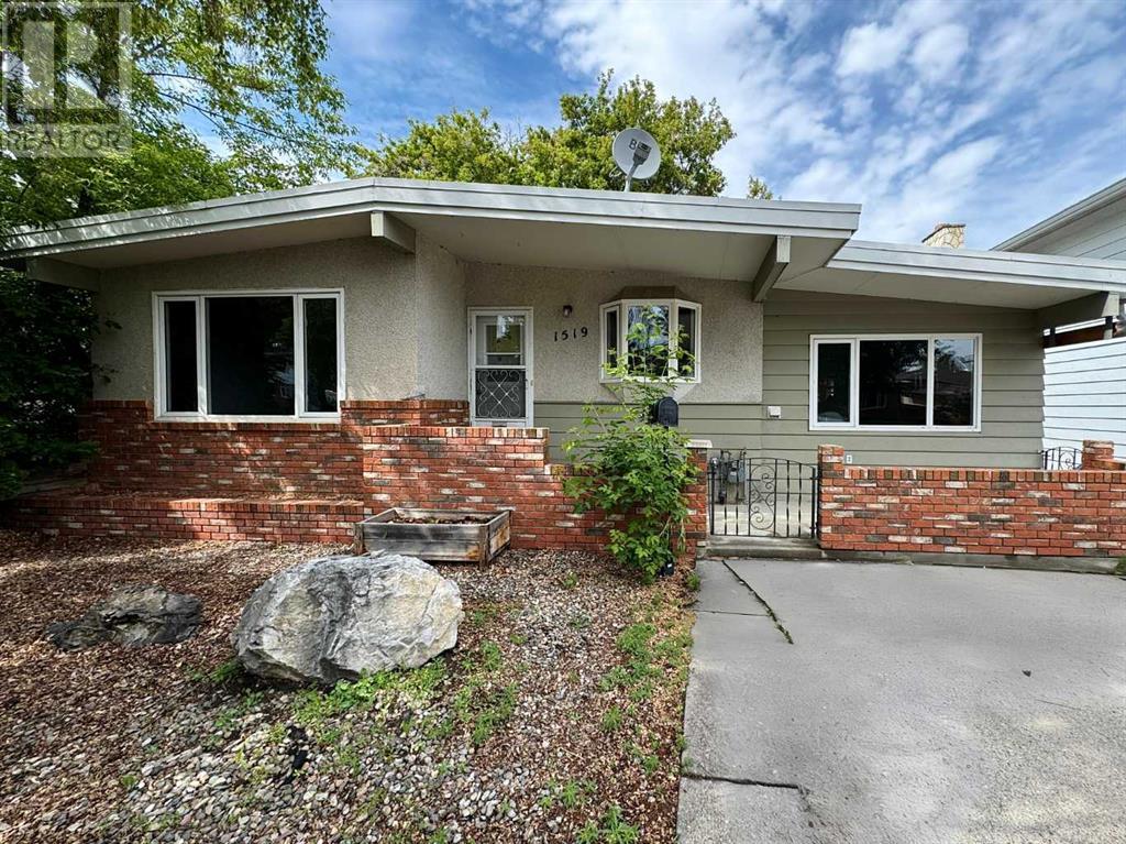 1519 16 Avenue S, Lethbridge, Alberta