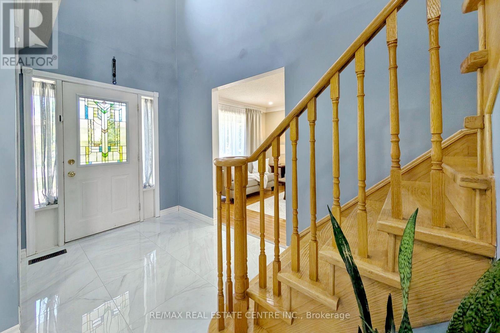 105 Rollo Drive, Ajax, Ontario  L1S 7B8 - Photo 3 - E12200353
