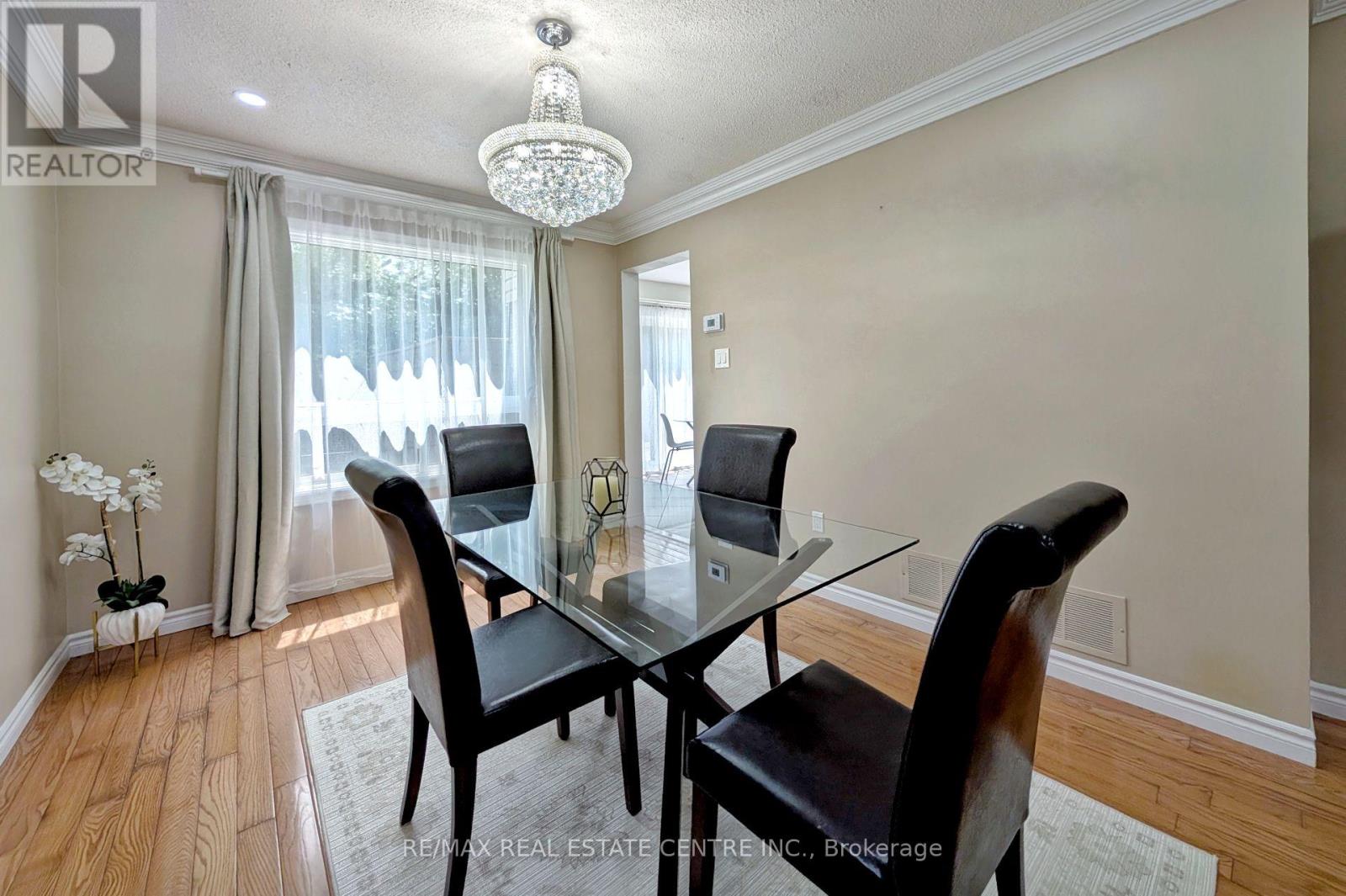 105 Rollo Drive, Ajax, Ontario  L1S 7B8 - Photo 5 - E12200353