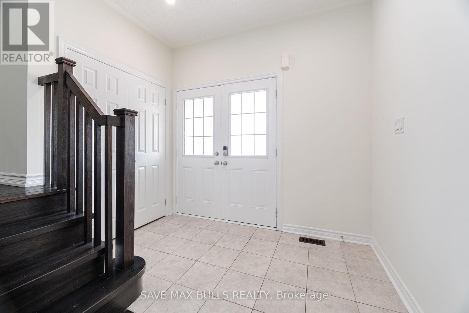 23 Kilpatrick Court, Clarington, Ontario  L1V 0C1 - Photo 4 - E12200375