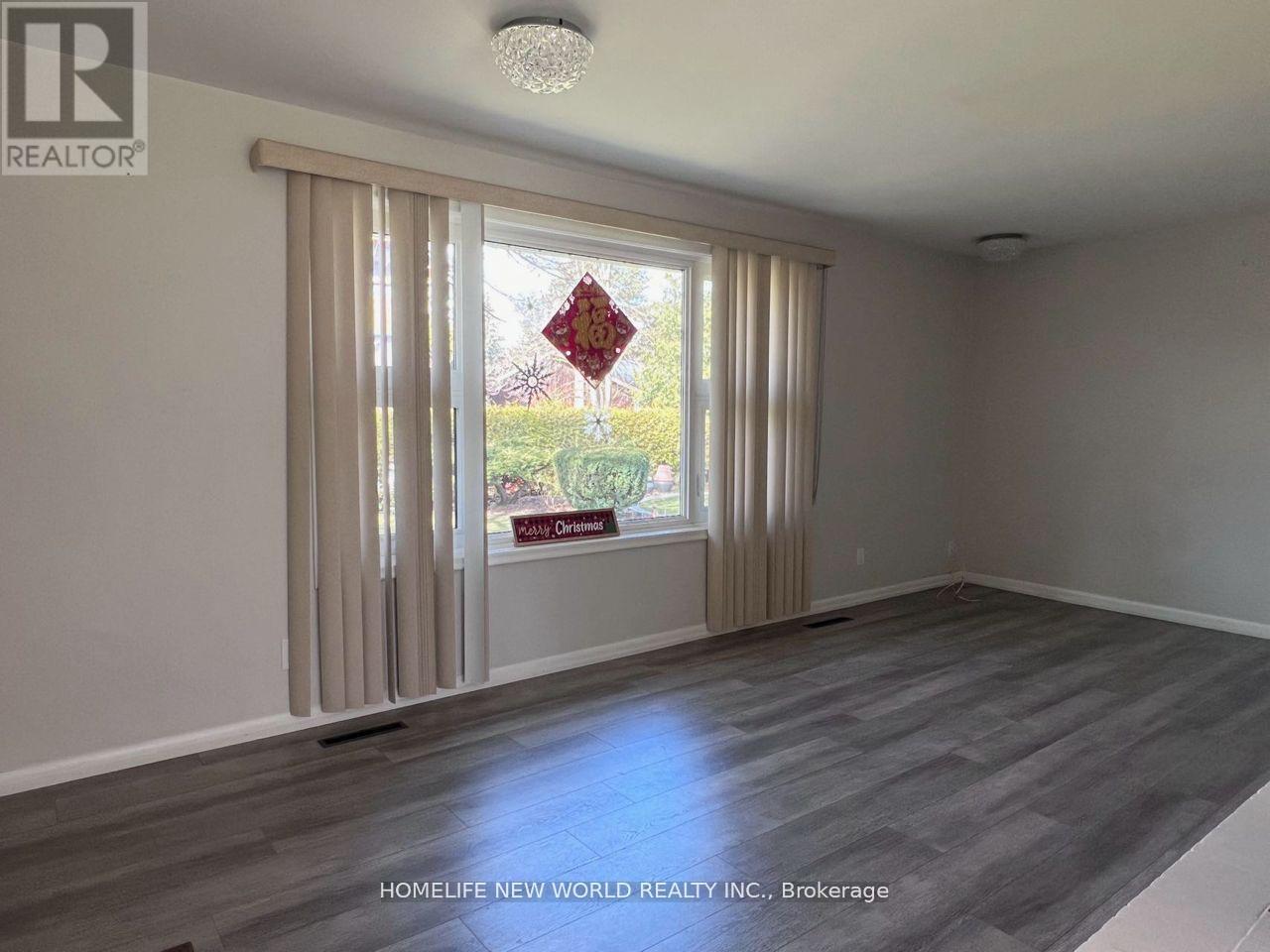 Main - 6 Thorn Lane, Toronto, Ontario  M3B 2Z9 - Photo 9 - C12191272