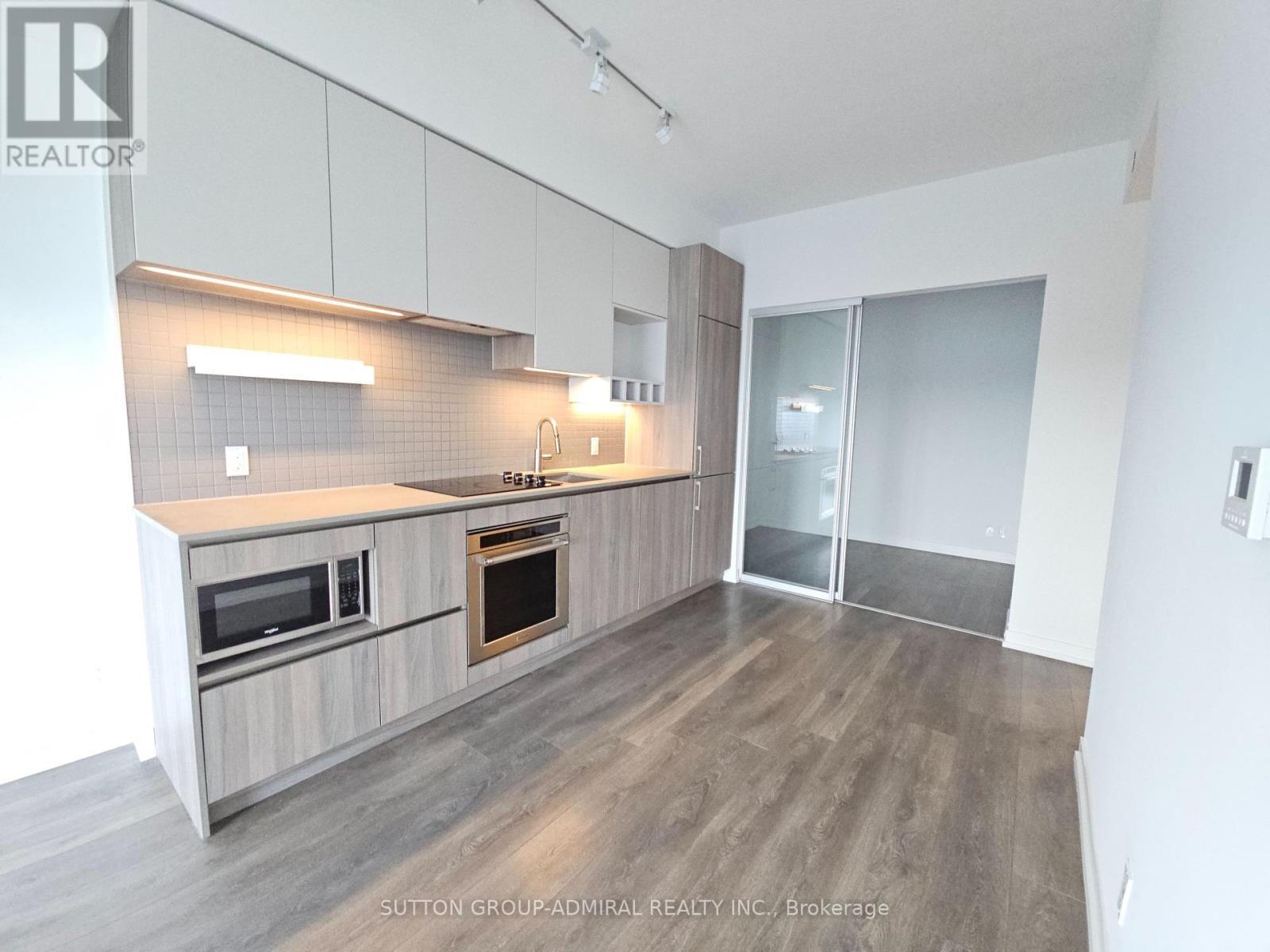 4708 - 950 Portage Parkway, Vaughan, Ontario  L4K 0J7 - Photo 2 - N12200314