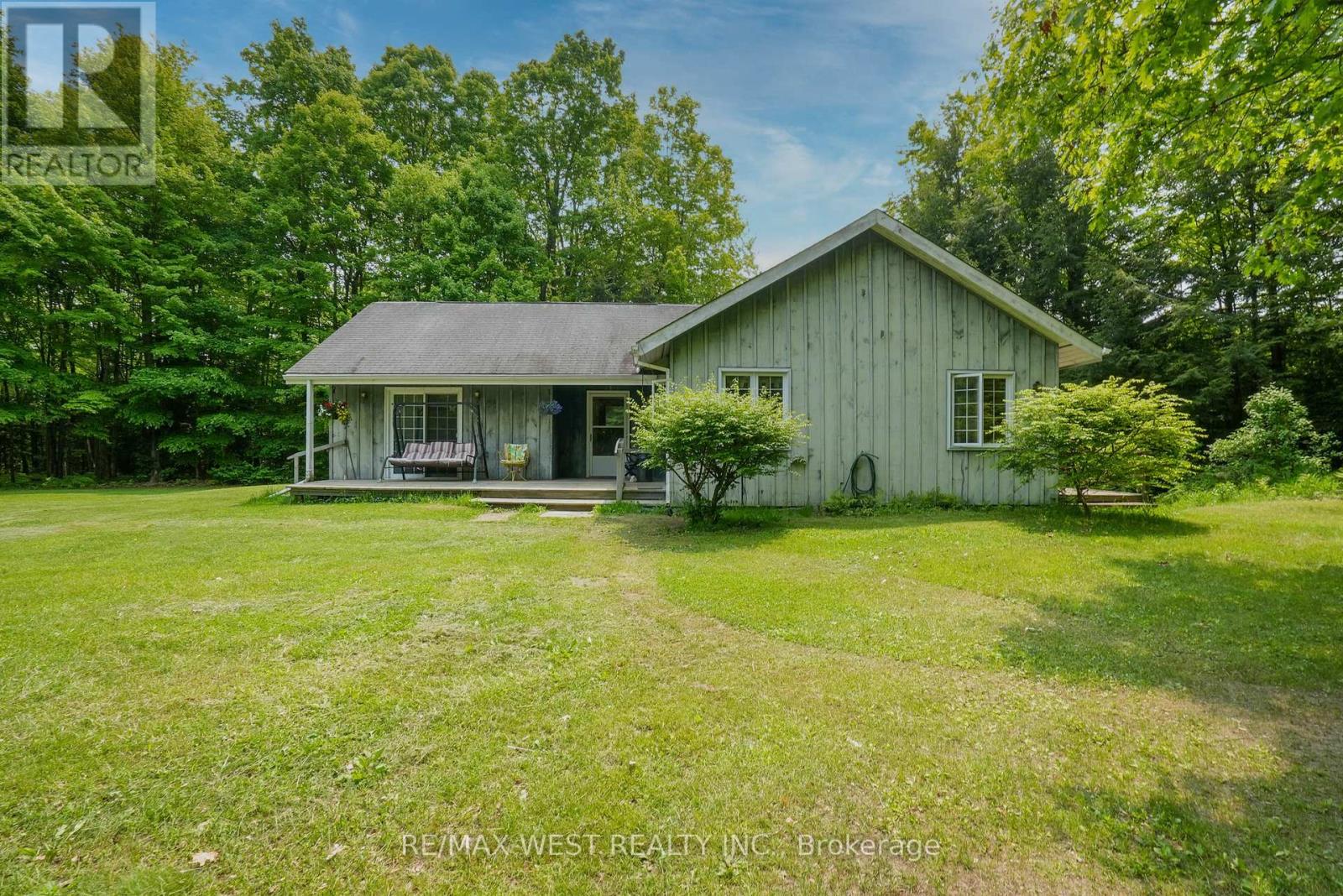 741 Ingram Road, Oro-Medonte, Ontario  L0K 1E0 - Photo 2 - S12200247
