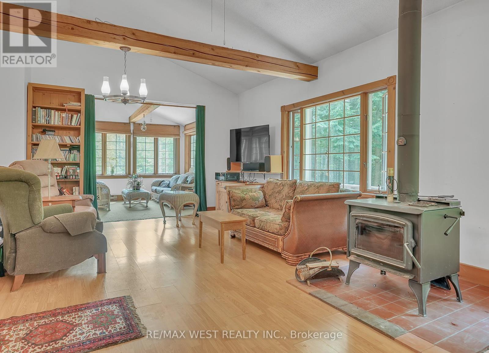 741 Ingram Road, Oro-Medonte, Ontario  L0K 1E0 - Photo 4 - S12200247