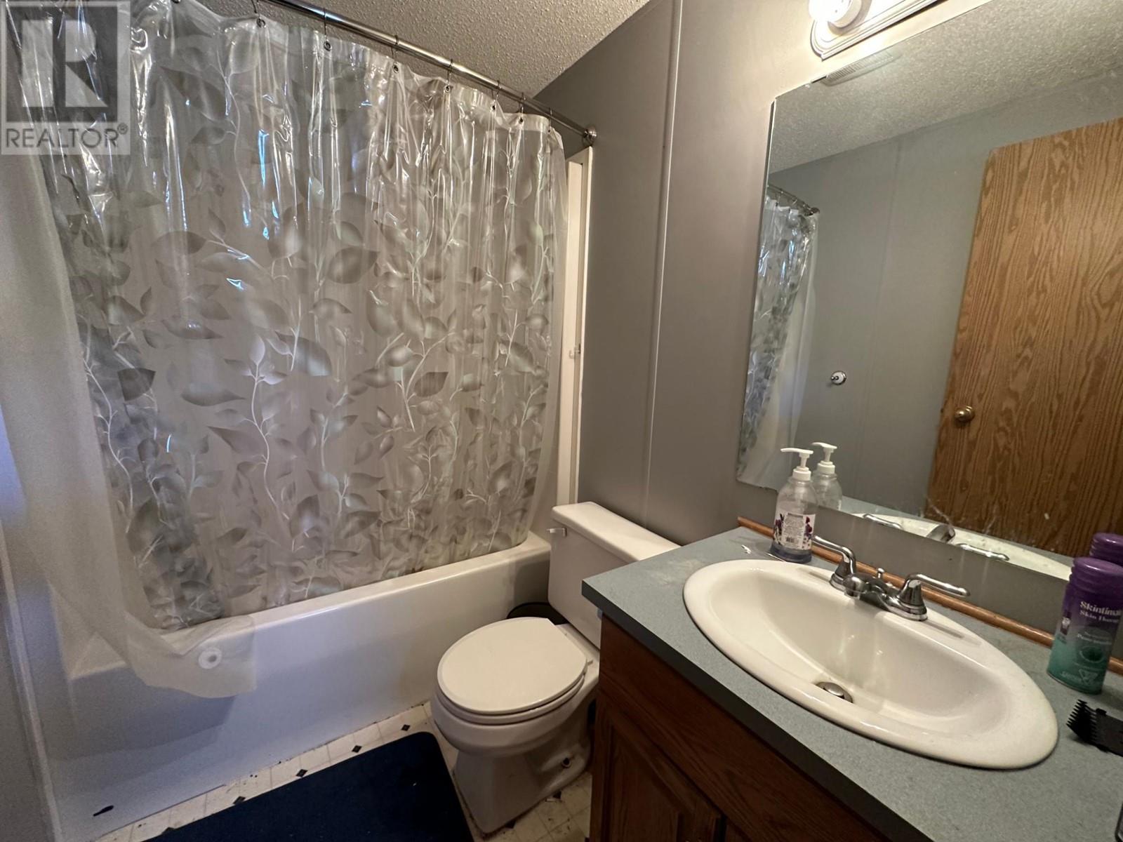 1555 Howe Road Unit# 142, Kamloops, British Columbia  V1S 1Y4 - Photo 6 - 10348572
