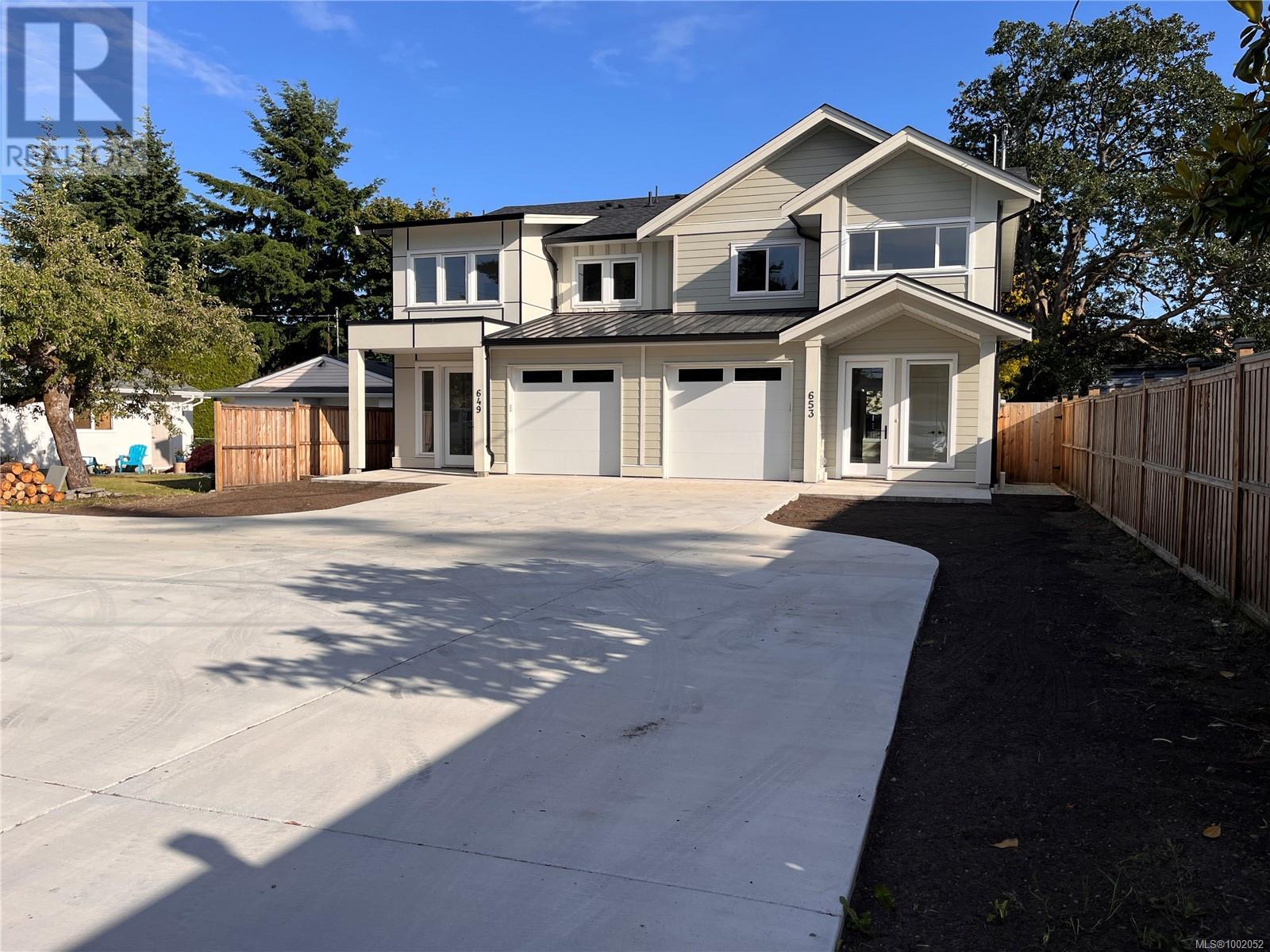 653 Hoffman Ave, Langford, British Columbia