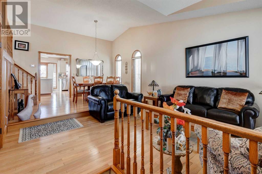 Property at 168 Sanderling Rise NW image 3