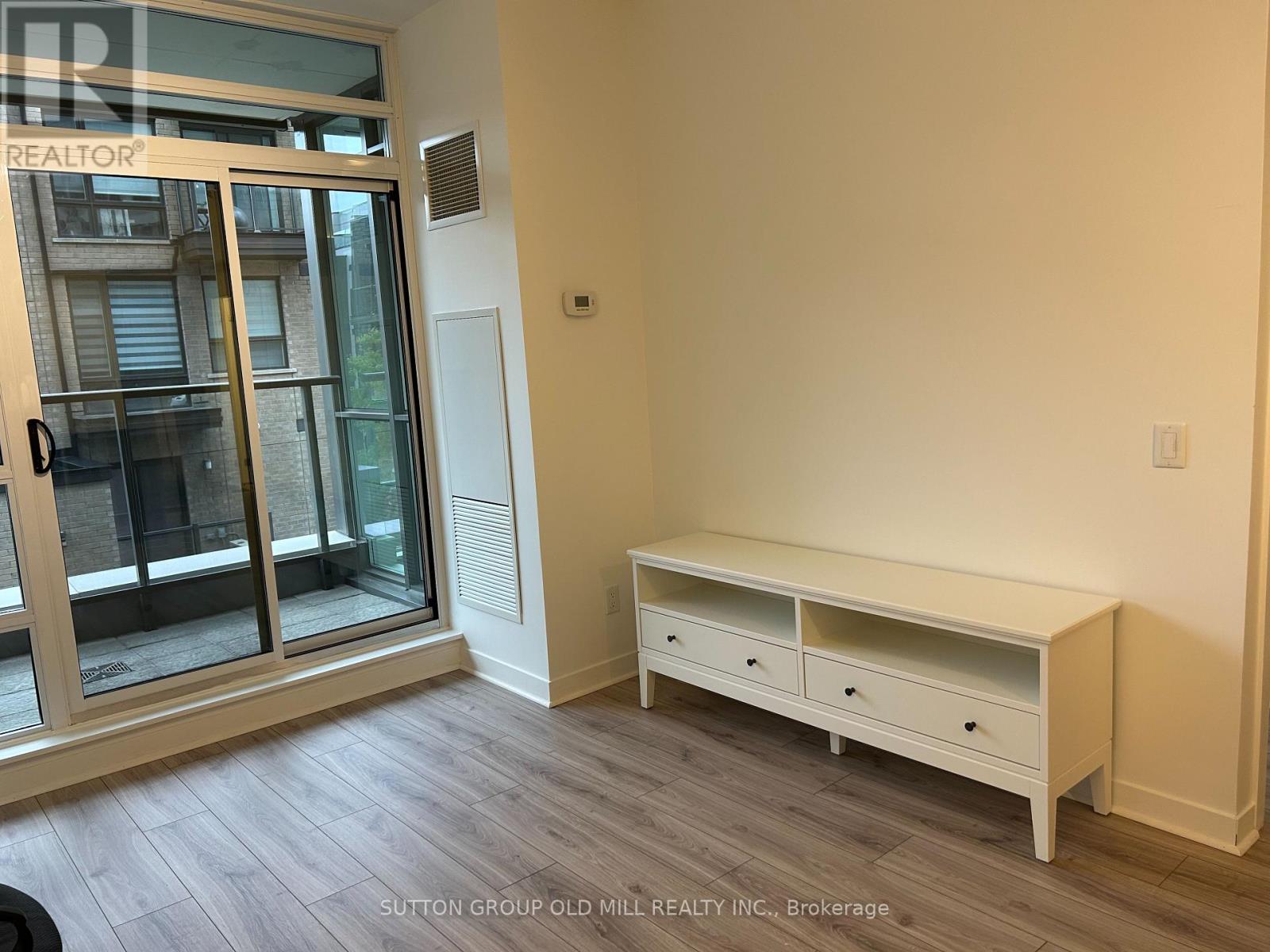 204 - 8 Fieldway Road W, Toronto, Ontario  M8Z 0C3 - Photo 5 - W12200312