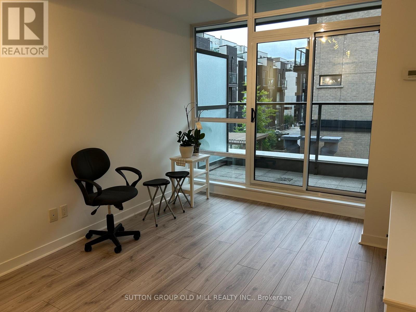 204 - 8 Fieldway Road W, Toronto, Ontario  M8Z 0C3 - Photo 6 - W12200312