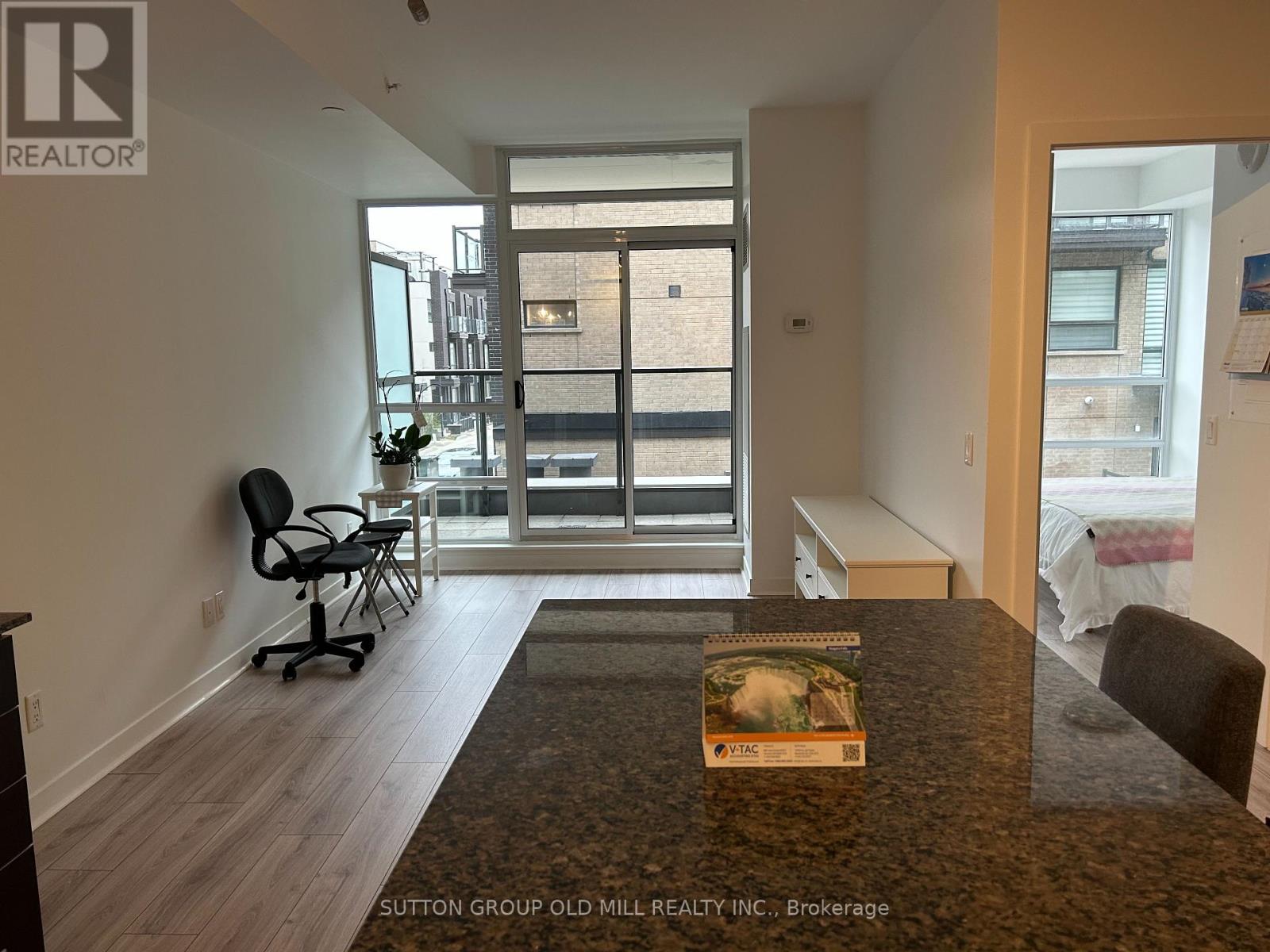 204 - 8 Fieldway Road W, Toronto, Ontario  M8Z 0C3 - Photo 7 - W12200312