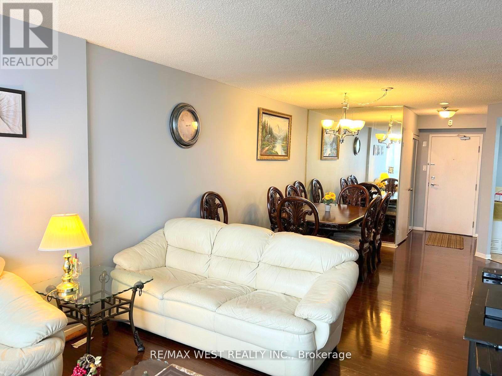 2506 - 8 Lisa Street, Brampton (Queen Street Corridor), Ontario  L6T 4S6 - Photo 8 - W12200363