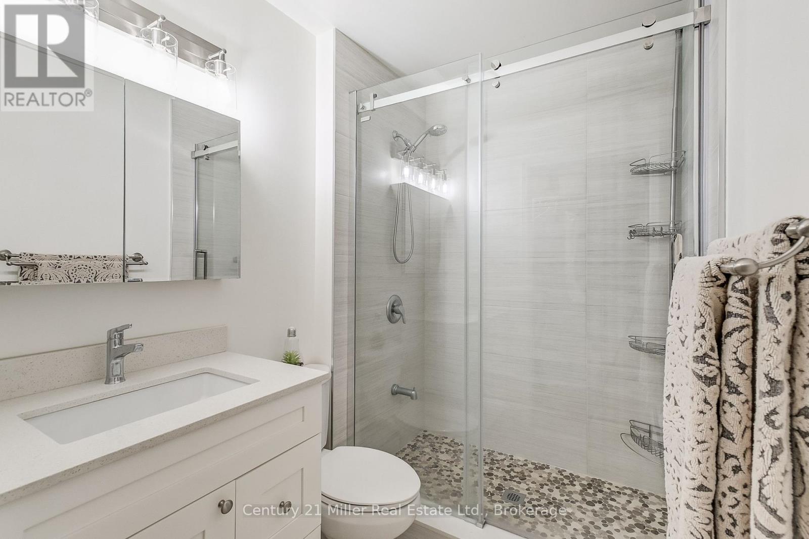 17 - 1120 Queens Avenue, Oakville (Cp College Park), Ontario  L6H 2B5 - Photo 23 - W12200444