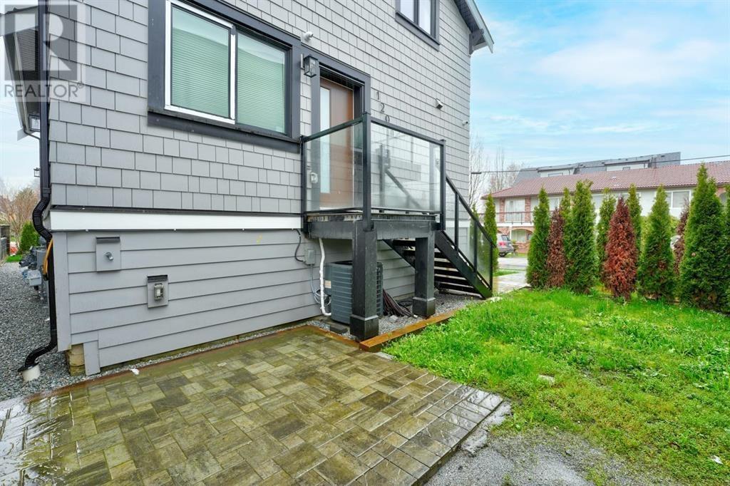 1204 Kaslo Street, Vancouver, British Columbia  V5K 3Z7 - Photo 11 - R3010019