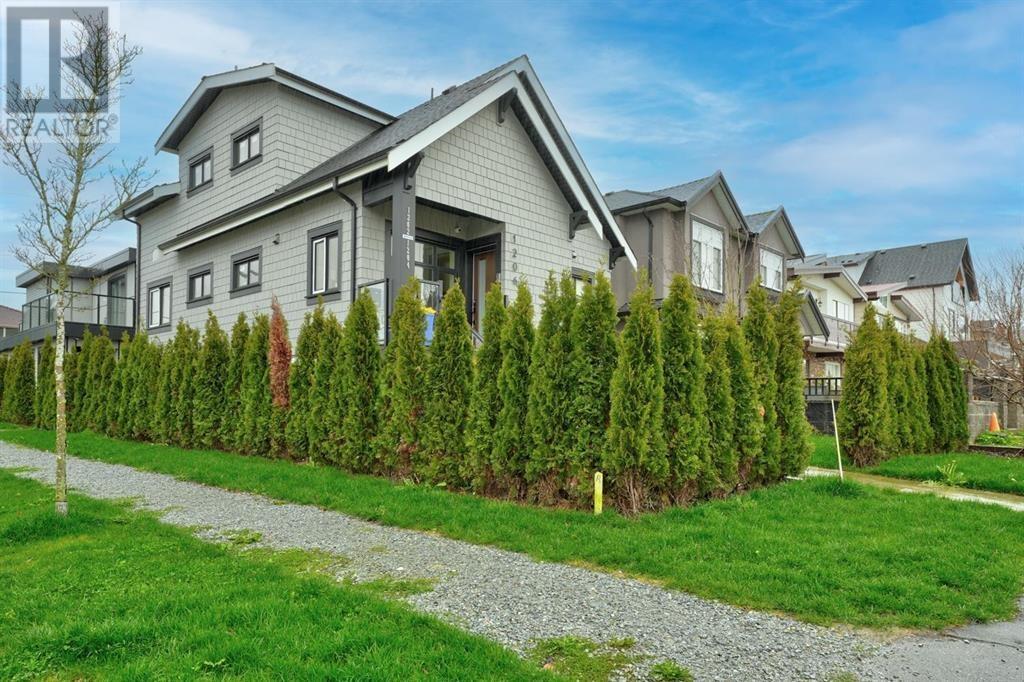 1204 Kaslo Street, Vancouver, British Columbia  V5K 3Z7 - Photo 10 - R3010019