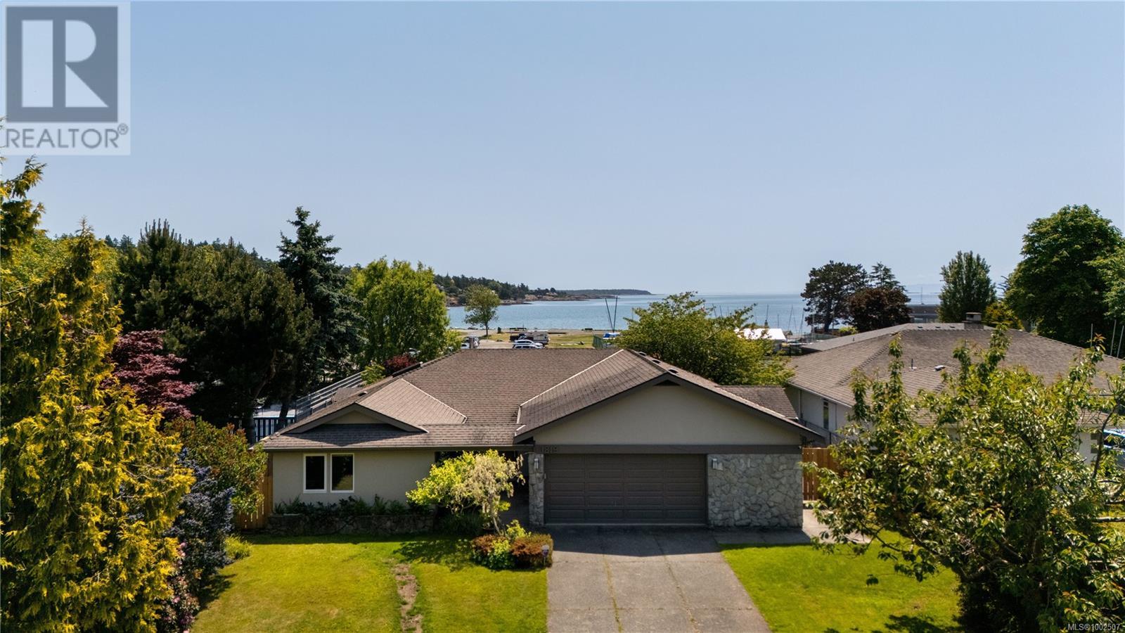 Property at 3819 Beachview Pl image 1