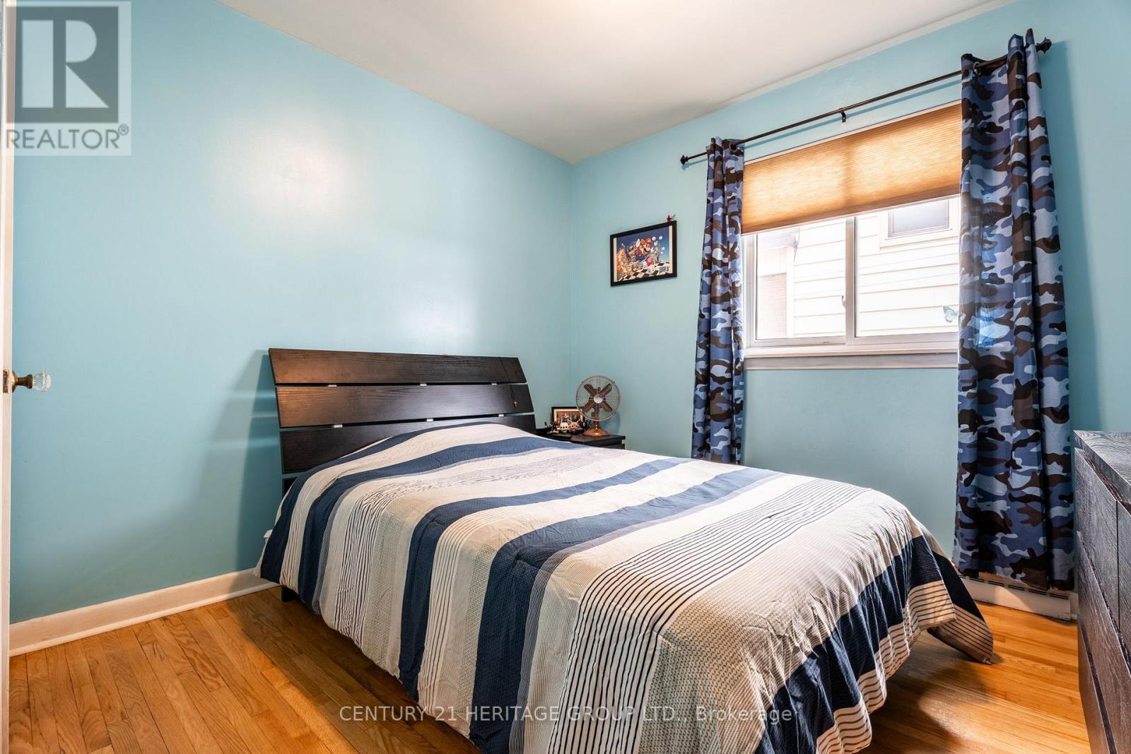 54 Sherwood Rise, Hamilton, Ontario  L8T 1N8 - Photo 18 - X12200266