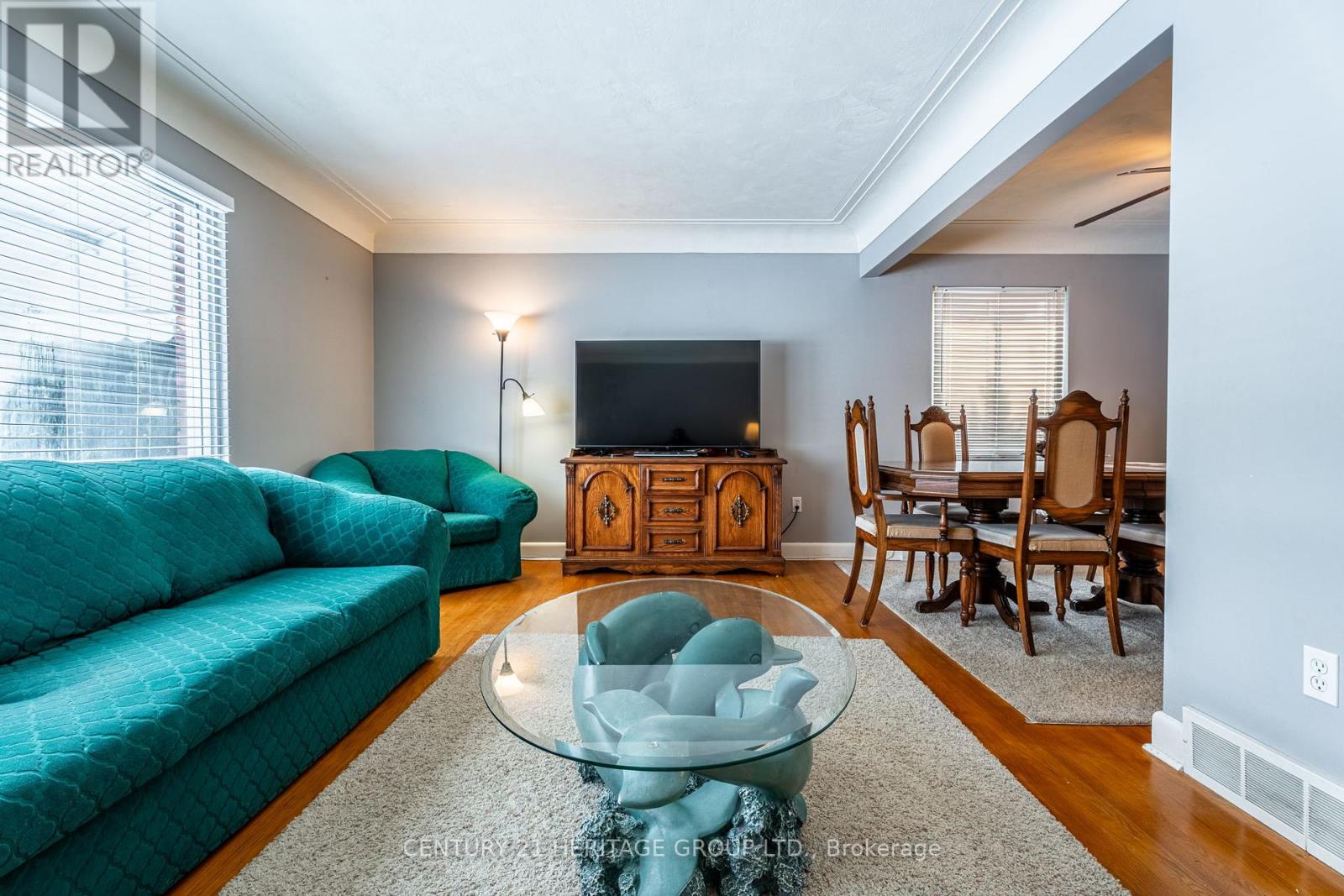 54 Sherwood Rise, Hamilton, Ontario  L8T 1N8 - Photo 8 - X12200266