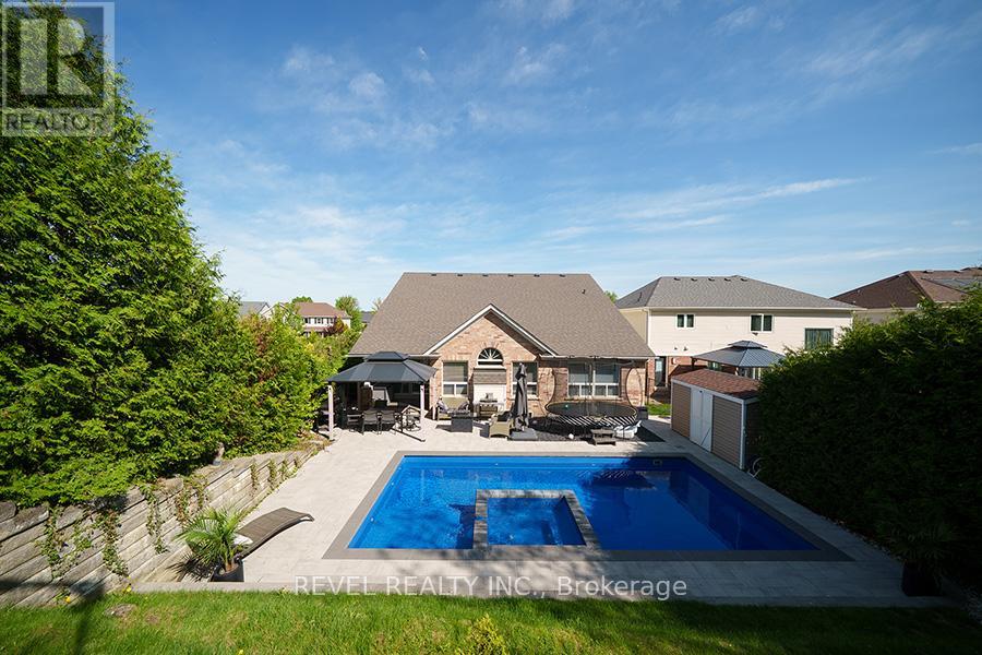39 Hunter Way, Brantford, Ontario  N3T 6S3 - Photo 42 - X12200382