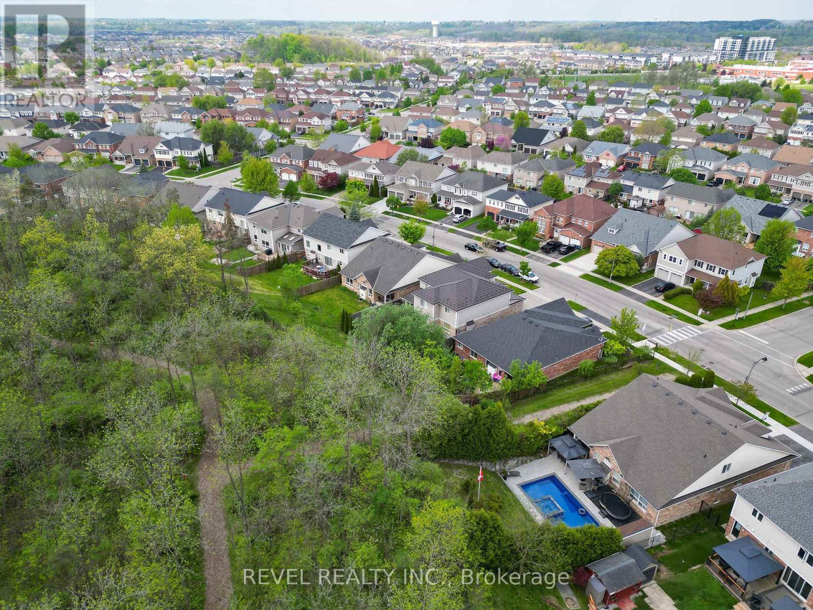 39 Hunter Way, Brantford, Ontario  N3T 6S3 - Photo 45 - X12200382