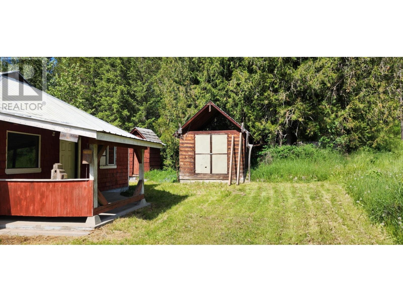1666 Trinity Valley Road, Lumby, British Columbia  V0E 2G4 - Photo 21 - 10350977