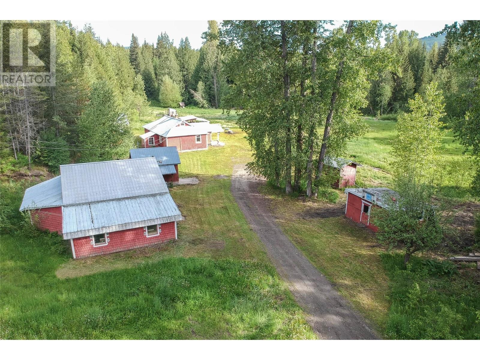 1666 Trinity Valley Road, Lumby, British Columbia  V0E 2G4 - Photo 24 - 10350977