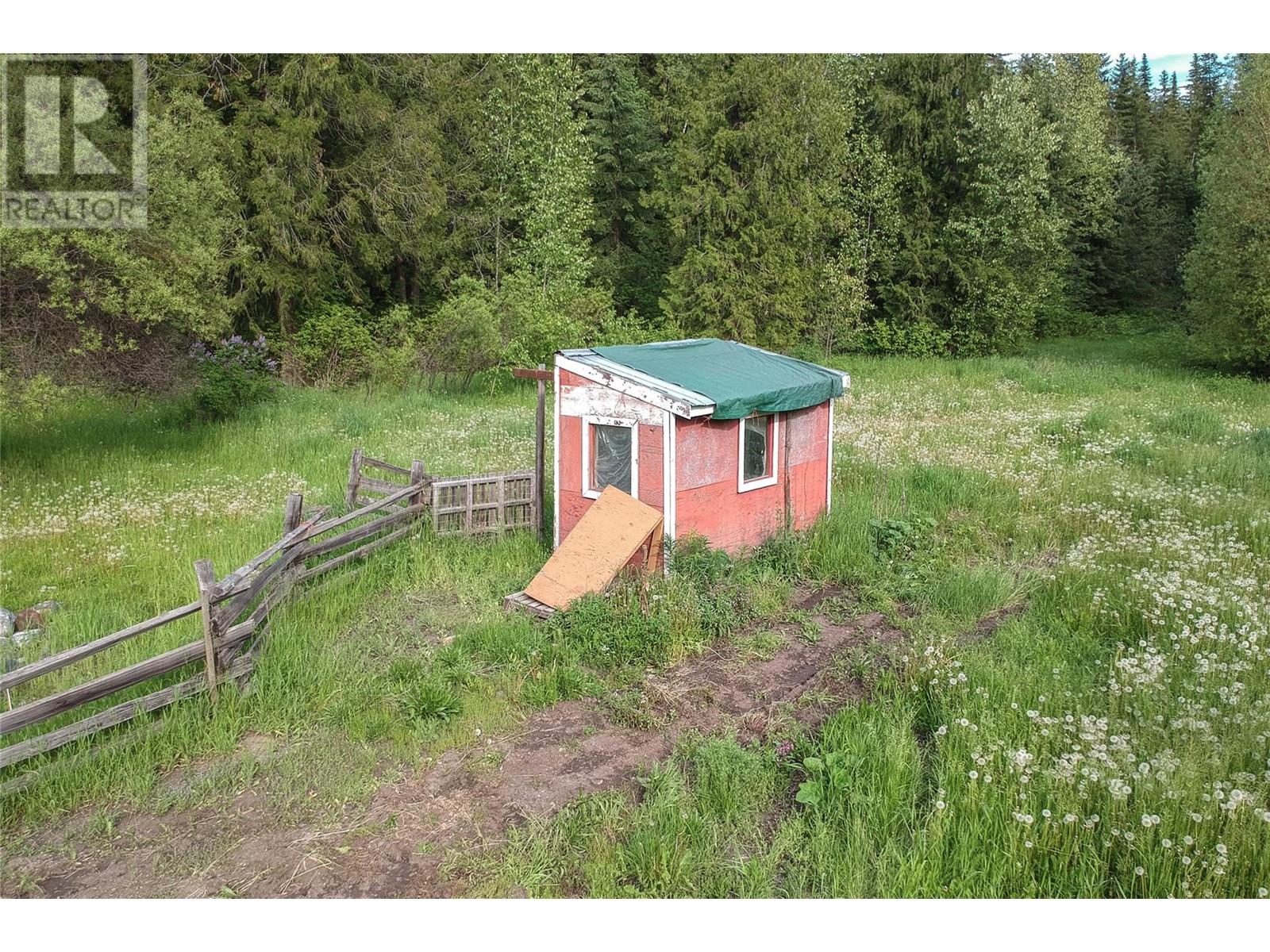 1666 Trinity Valley Road, Lumby, British Columbia  V0E 2G4 - Photo 30 - 10350977