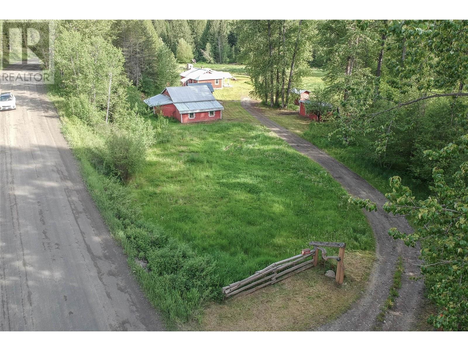 1666 Trinity Valley Road, Lumby, British Columbia  V0E 2G4 - Photo 37 - 10350977