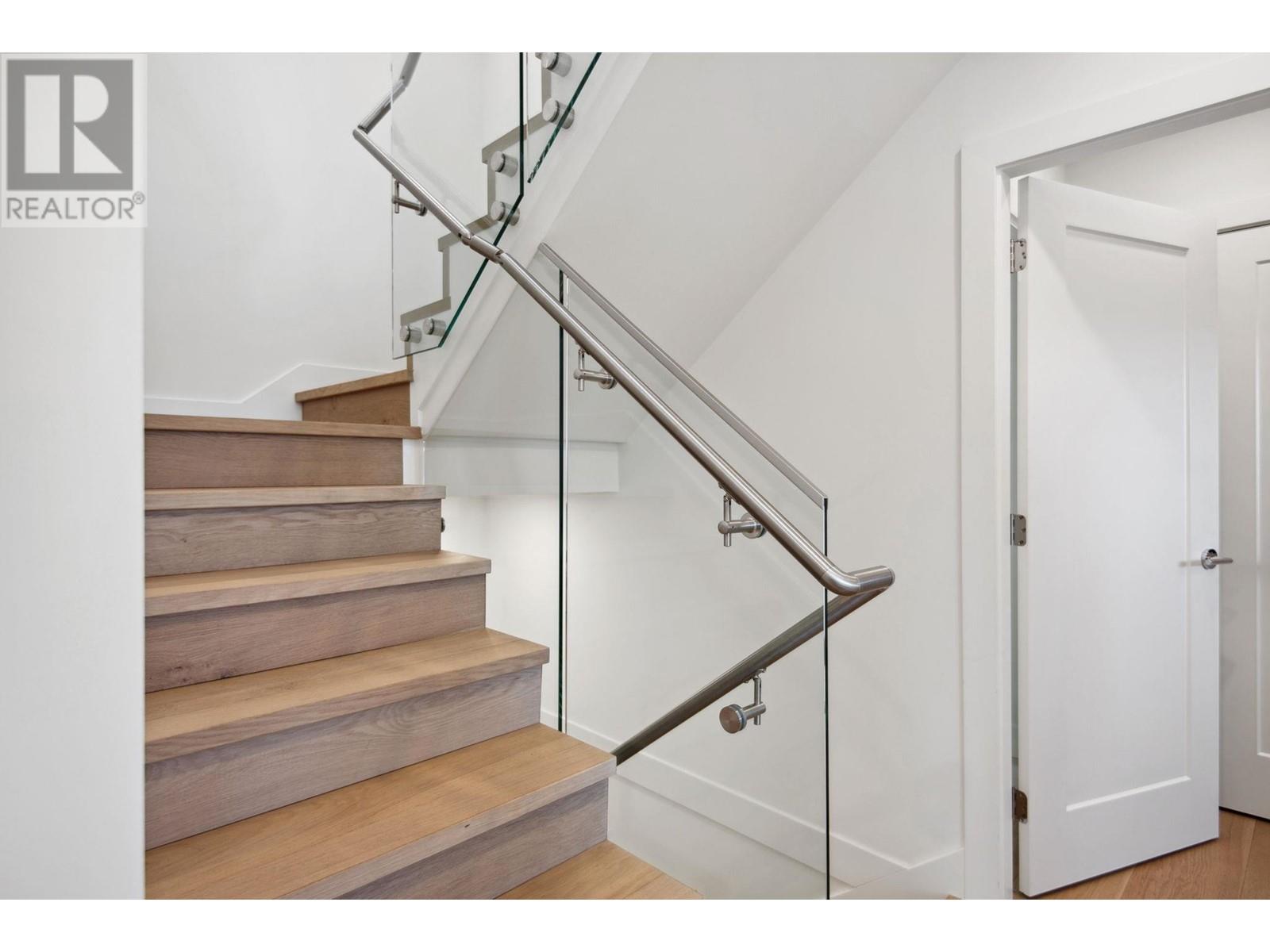 2504 Napier Street, Vancouver, British Columbia  V5K 2W5 - Photo 17 - R3012038