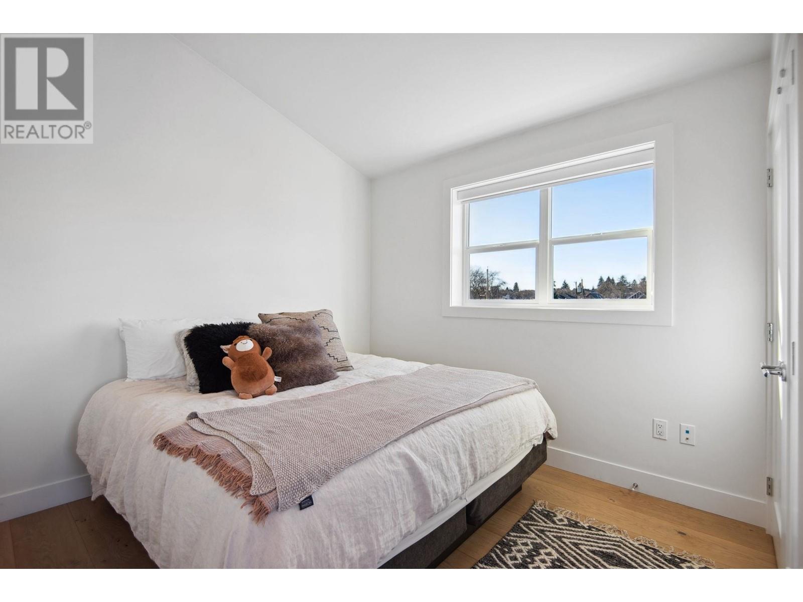 2504 Napier Street, Vancouver, British Columbia  V5K 2W5 - Photo 18 - R3012038