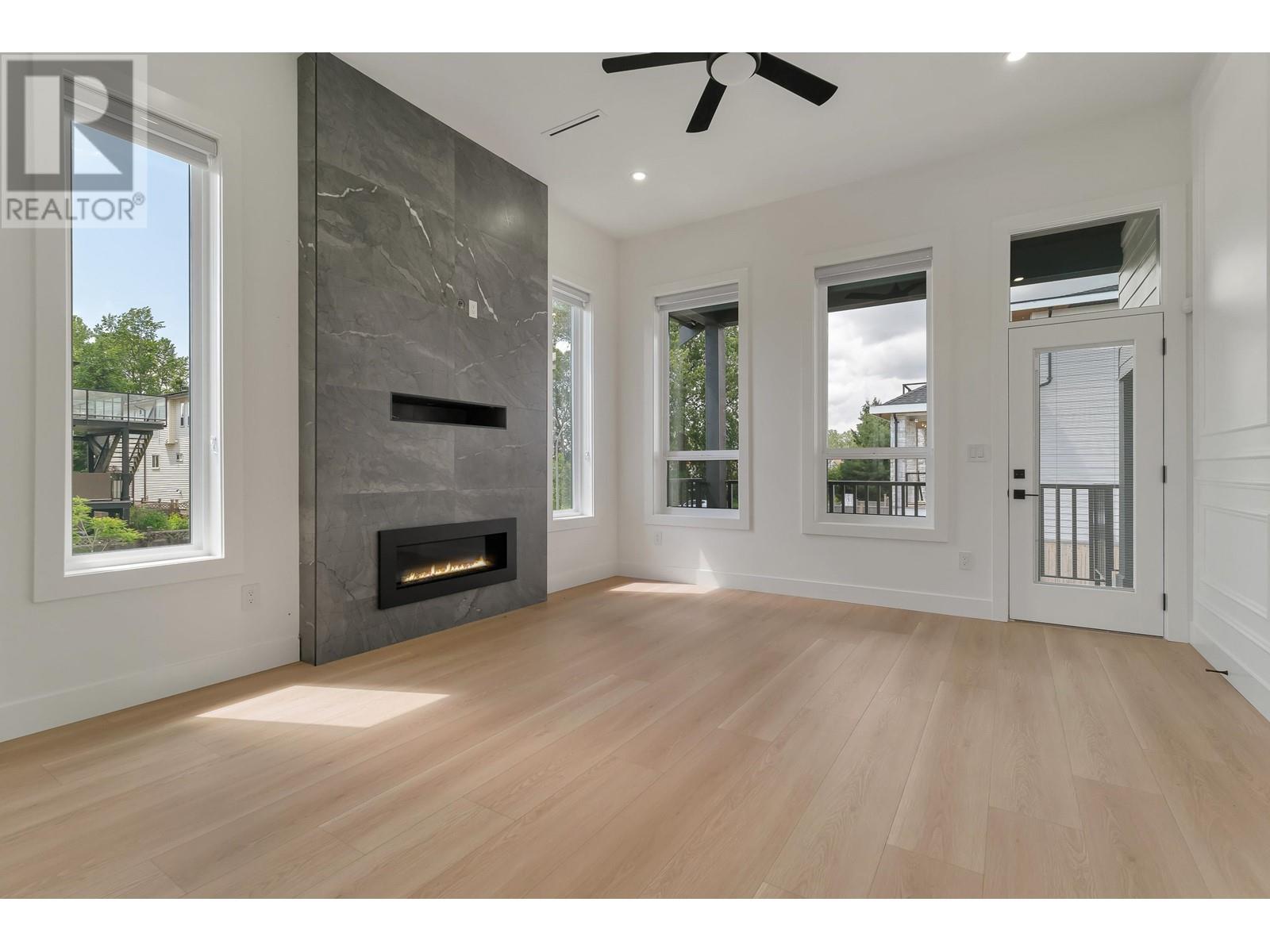 207 Mabel Street, New Westminster, British Columbia  V3M 0L1 - Photo 18 - R3012061