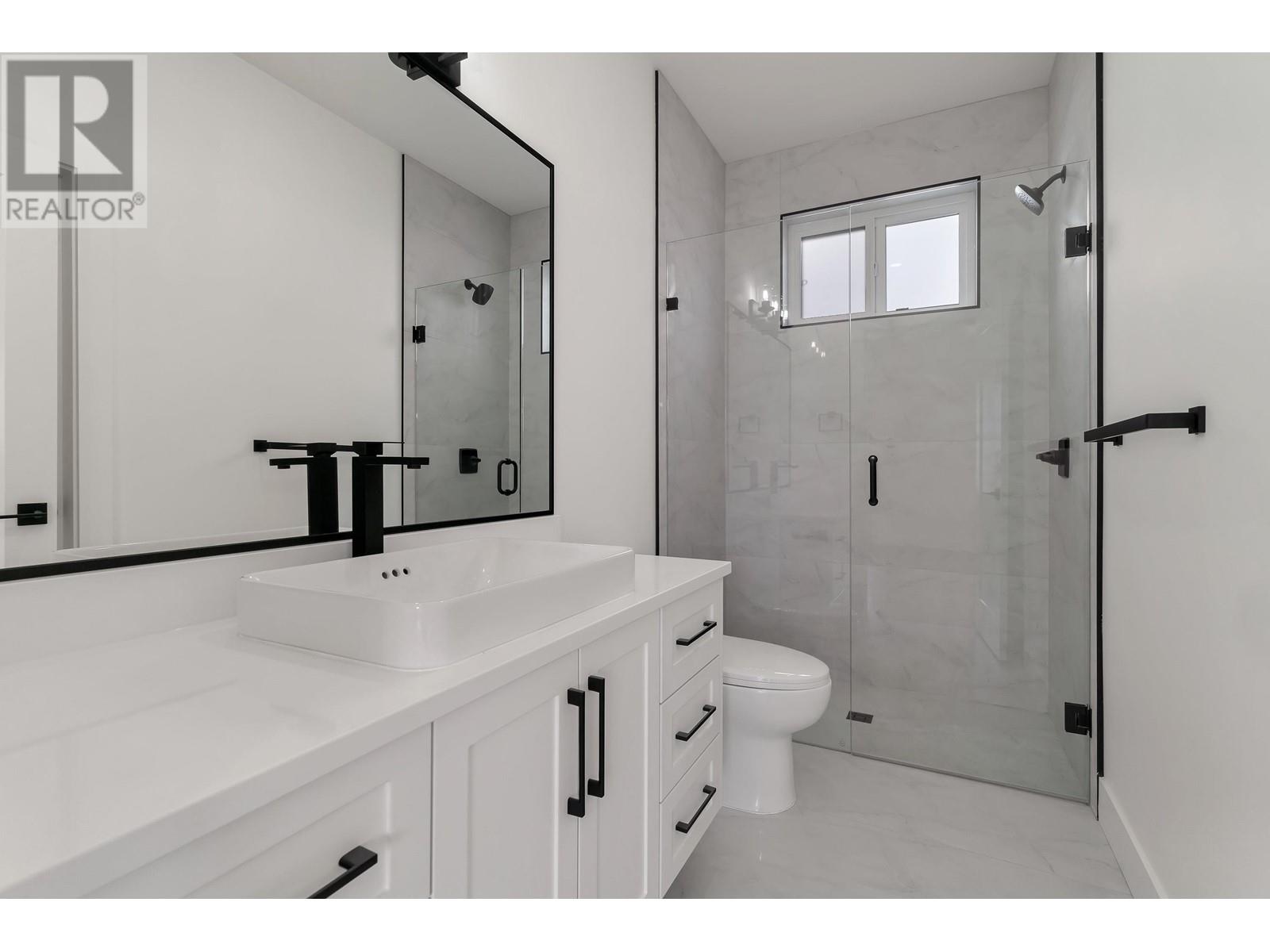 207 Mabel Street, New Westminster, British Columbia  V3M 0L1 - Photo 3 - R3012061
