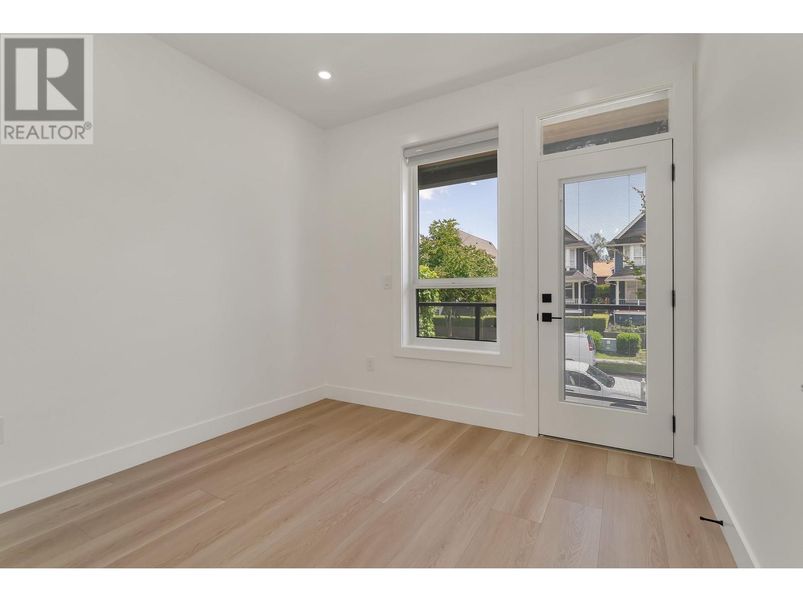207 Mabel Street, New Westminster, British Columbia  V3M 0L1 - Photo 6 - R3012061