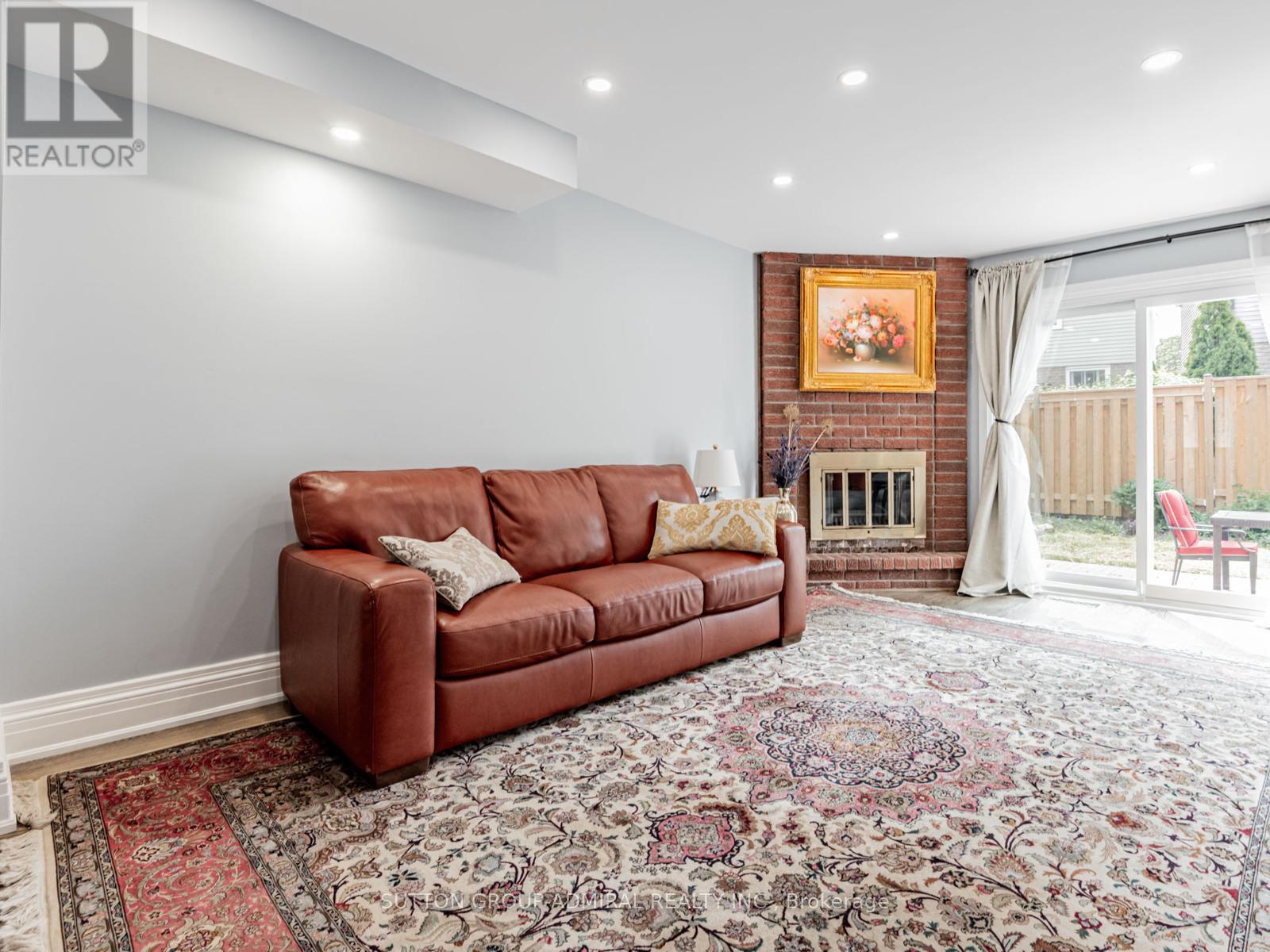 36 Spyglass Hill Road, Vaughan, Ontario  L4K 2K7 - Photo 5 - N12196868