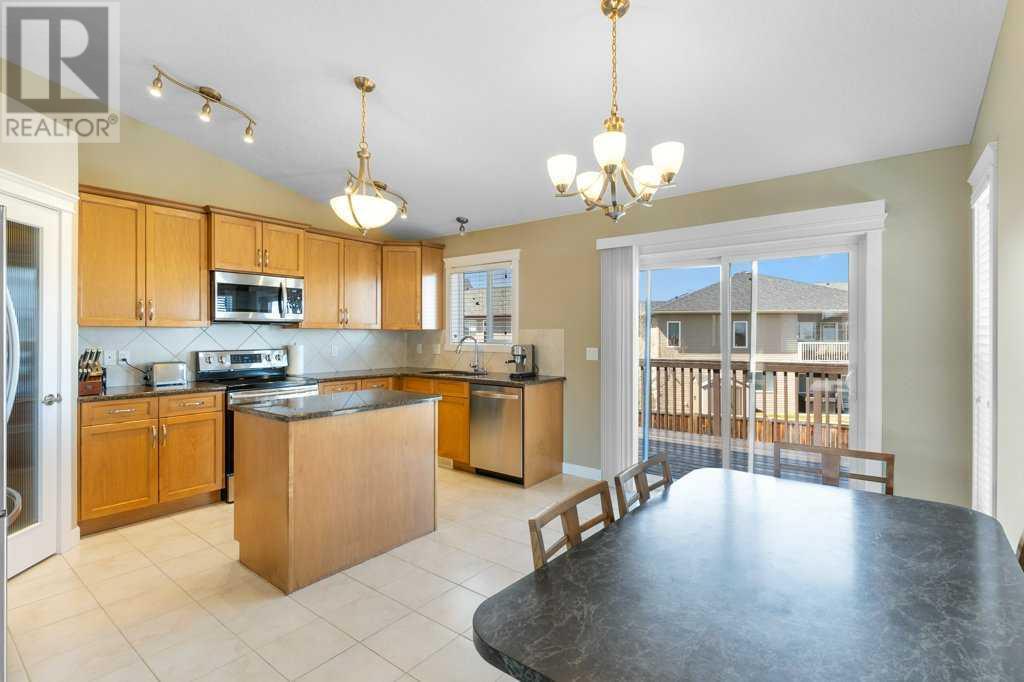 8 Bondar Gate, Carstairs, Alberta  T0M 0N0 - Photo 12 - A2213376