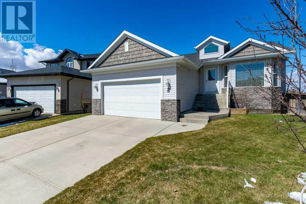 8 Bondar Gate, Carstairs, Alberta  T0M 0N0 - Photo 3 - A2213376