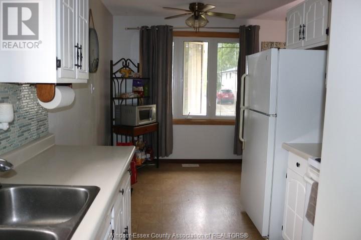 3372 Hemlock, Windsor, Ontario  N8R 1Z9 - Photo 8 - 25014267