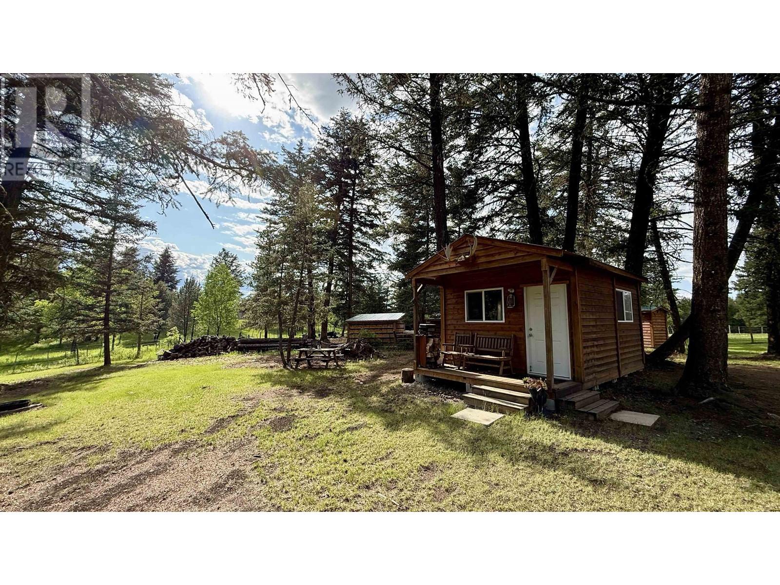 4457 Fircrest Road, Lac La Hache, British Columbia  V0K 1T1 - Photo 36 - R3011075