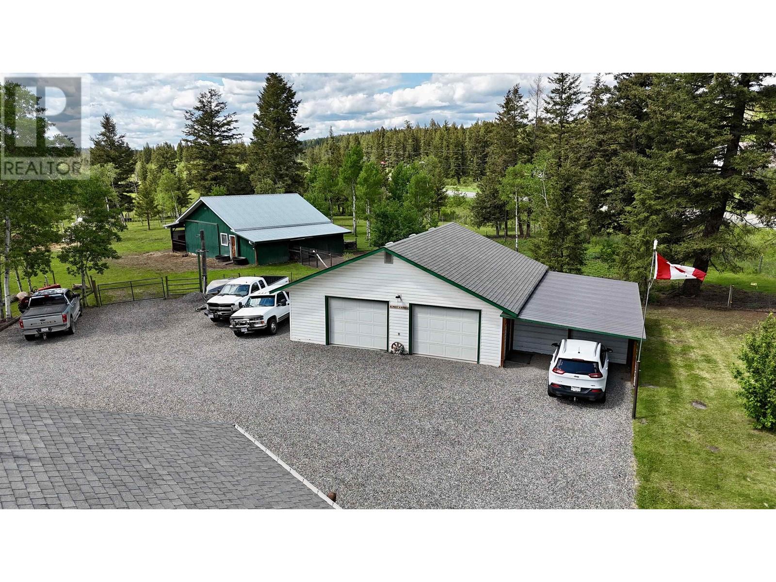 4457 Fircrest Road, Lac La Hache, British Columbia  V0K 1T1 - Photo 28 - R3011075