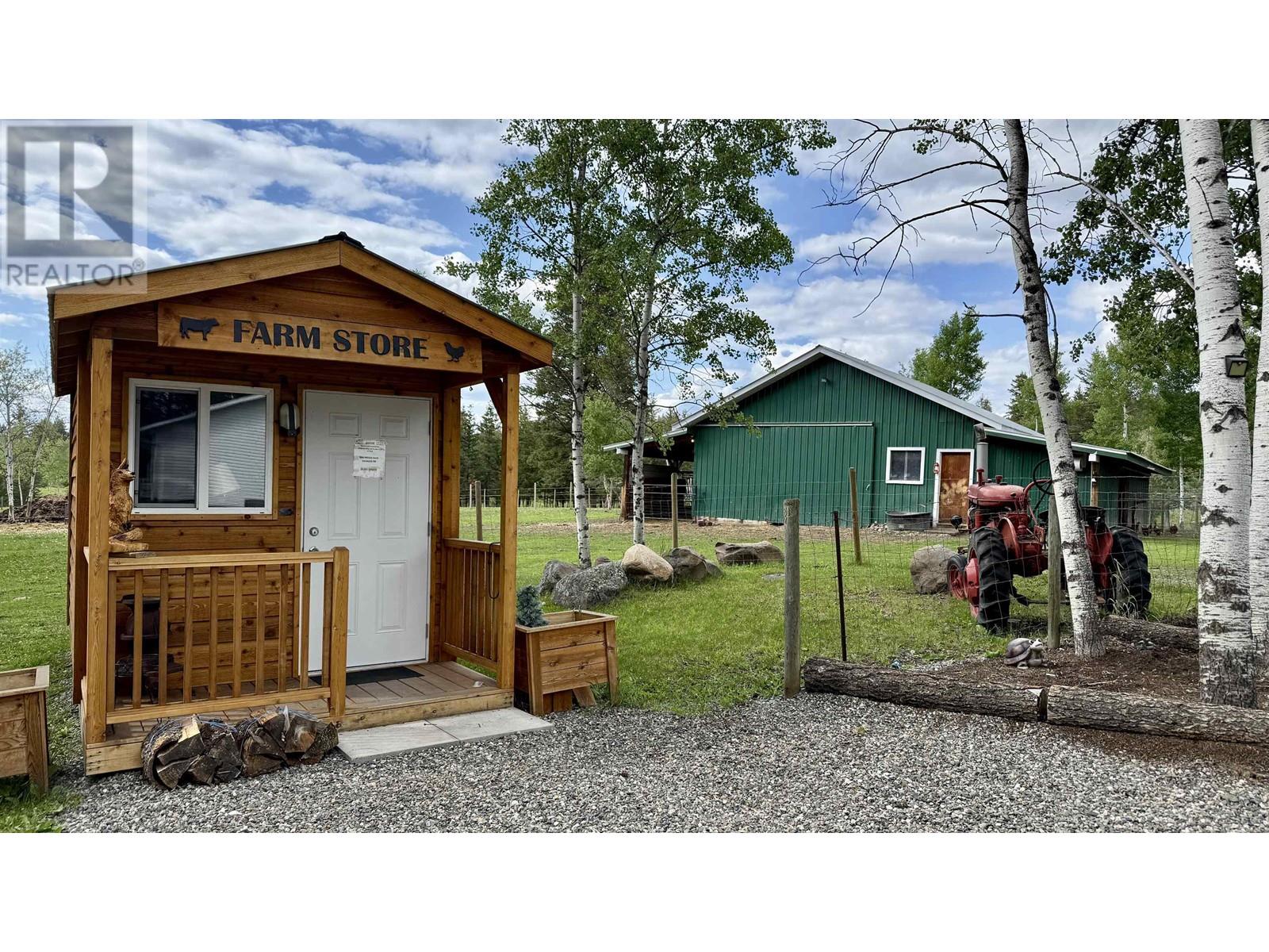 4457 Fircrest Road, Lac La Hache, British Columbia  V0K 1T1 - Photo 38 - R3011075
