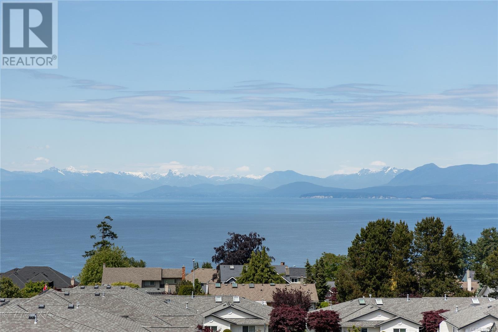 Property at 216B 6231 Blueback Rd image 3
